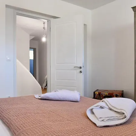 Alexandrea, Family Near Vourkari On The Island Of Kea Holiday home Ioulis