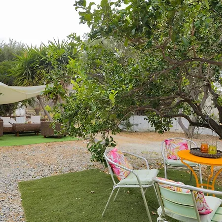 Alexandrea, Family Near Vourkari On The Island Of Kea بيت للعطل